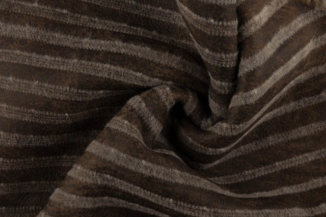 Montone merino double face ricamato motivo riga marrone shearling